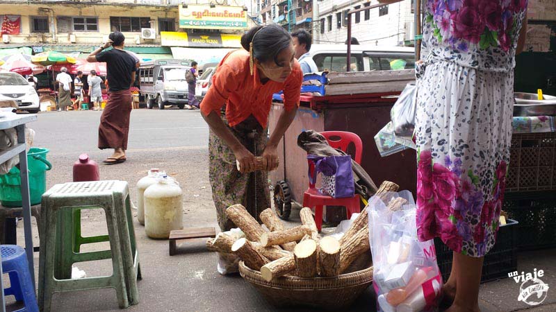 Fabricado el Tanaka en Yangon, Myanmar.