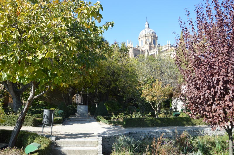 Huerto de Calisto y Melibea que ver en salamanca