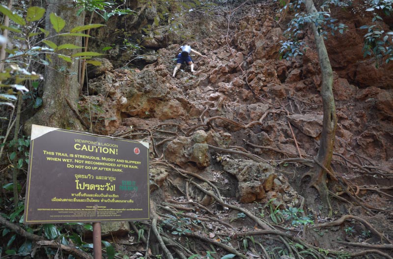 acceso hacia el mirador y la laguna secreta de Railay.