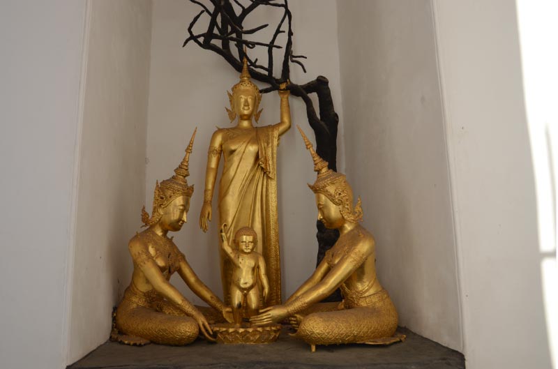 El nacimiento de Buda