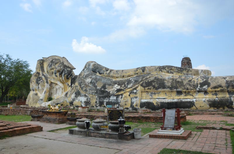 Buda reclinado de Ayutthaya, tailandia.