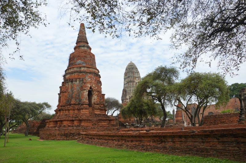 Templo Ratcha Burana, en ayutthaya, tailandia.