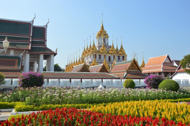 Wat Ratchanatdaram, uno de los templos que ver en Bangkok.