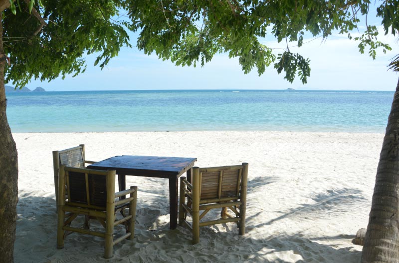 Zen Beach, playa que ver en koh phangan.